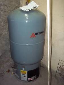 lot 277 image: Amtrol Boilermate Classic Series Th...