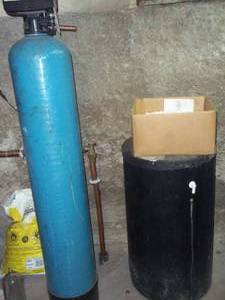 lot 278 image: Fleet Farm 2.4gpm Water softener, b...