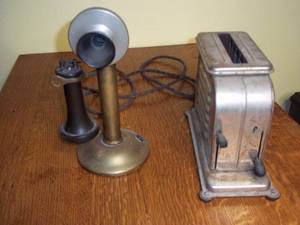 lot 324 image: Vintage toaster and phone...