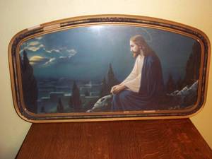 lot 325 image: Vintage framed Jesus picture...
