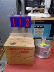 lot 113 image: New TG200 wheel bearing packer for large equipment. As shown.