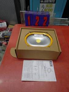 lot 122 image: Atec industrial ac powered light. New in box. As shown.