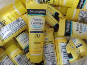 Banano Box Full Neutrogena Beach De...