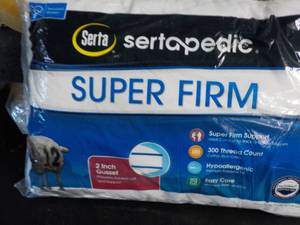 SQ size Serta Super Firm Pillow...