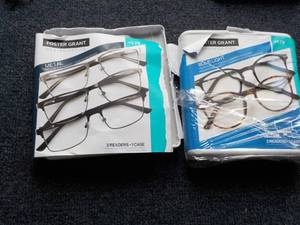 5 pair 1.75 Foster Grant Readers an...
