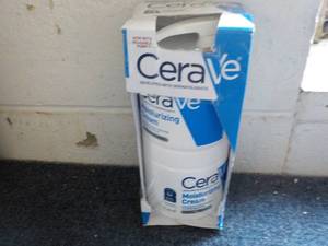 CeraVe Moisturing Cream...