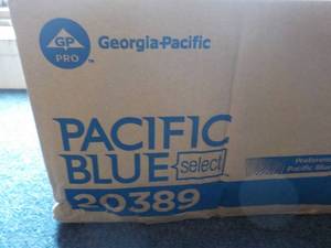 Case of Georgia Pacific Blue Select...