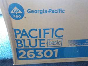 Case of Georgia Pacific Blue Select...