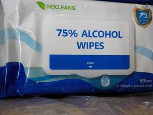 Case of Alcohol Wipes 24 bags 50 ea...