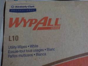 Box of 125 Wypall Utility Wipes...
