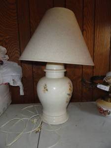 Table Lamp with Sunflower Pattern