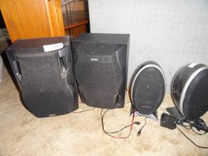 2 RCA Radio w Speakers - 2 Curtis Speakers