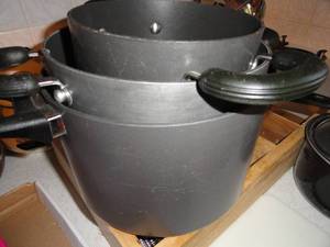Strainers, S pans. Anolon, Circulon, Prudental ware pans & More