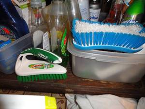 Cleaning products, Brushs, Squeegee, Glass cleaner, Bar Keeper, Air freshener, Lysol, Zep