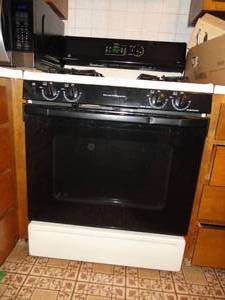 GE True Temp Auto Gas Oven  Extra large self cleaning ( Works)