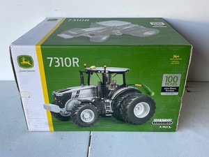 ERTL John Deere 7310R Die Cast Tractor