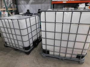 2 pallets with poly inserts.