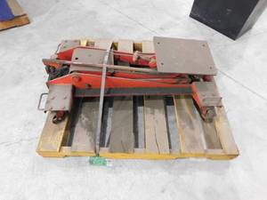 Heavy duty transmission jack