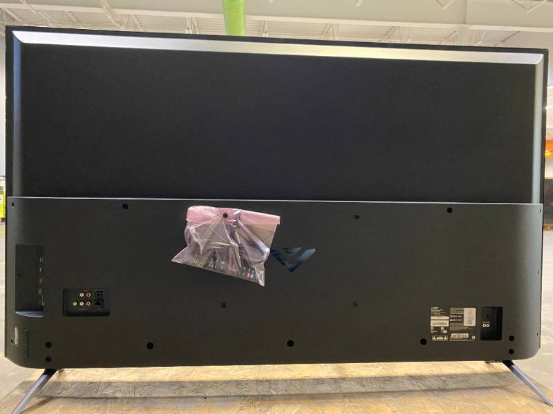 lot 977 image: V585-G1 VIZIO 58 Class 4k UHD LED SmartCast Smart TV HDR V-Series (TECHNICIAN TESTED LIKE-NEW)