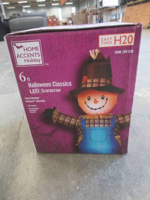 Home Accents Holiday 6 ft Plaid Dressed Happy Scarecrow Fall Inflatable. - In nice condition, Untested.