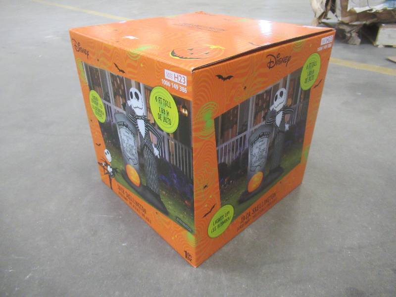 DISNEY Jack Skellington 6FT LED Airblown Disney Inflatable Nightmare Before Christmas (NEW IN BOX)
