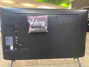 lot 1005 image: UN43TU7000F 43 Class TU7000 Crystal UHD 4K Smart TV (TECHNICIAN TESTED LIKE NEW)