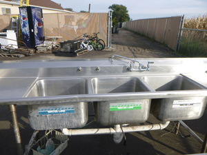 lot 20 image: Advance Tabco 3 Compartment Sink with Faucet