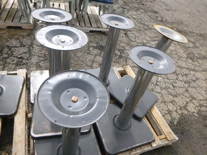 lot 47 image: 6 Table Stands