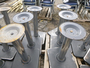 lot 49 image: 6 Table Stands