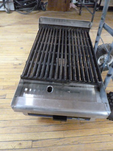lot 64 image: StarMax Broiler