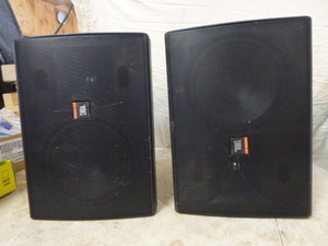 lot 100 image: 2 JBL Speakers