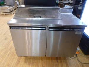 lot 102 image: Delfield Cooler