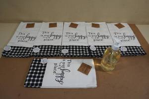 lot 20 image: 6 Kitchen Dual Purpose Towels with Hand Soap