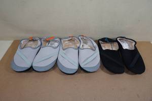 lot 33 image: 3 New Mens Kozikicks Slip on Shoes -Size Small