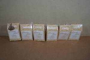 lot 35 image: 6 Tyler Candle Co Dryer Sachets
