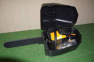 lot 135 image: NEW Poulan Pro PR5020 Gas Chainsaw -20, 50cc