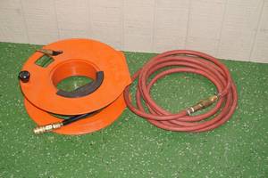 lot 144 image: 2 Air Hoses with 12 Cordwheel