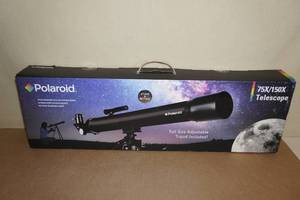 lot 194 image: Polaroid Telescope with Tripod