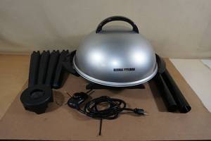 lot 220 image: Electric IndoorOutdoor George Foreman Grill