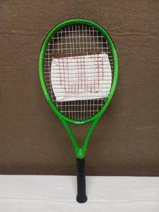 lot 11 image: WILSON BLADE FEEL PRO 105 TENNIS RACQUET