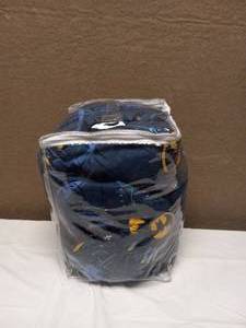 lot 39 image: FULL SIZE BATMAN COMFORTER (ONLY)