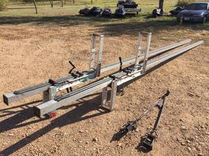 lot 2 image: Qual-Craft Pair Pump Jacks - 24ft