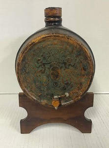 lot 42 image: Vintage Leather Keg with Stand from Italy
