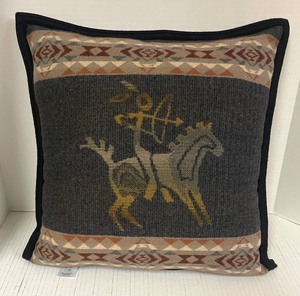 lot 73 image: Pendleton Accent Pillow