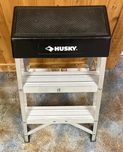 lot 140 image: Husky Step Ladder