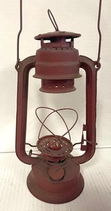 lot 148 image: Galvanized Metal Bucket and Oil Lamp Part