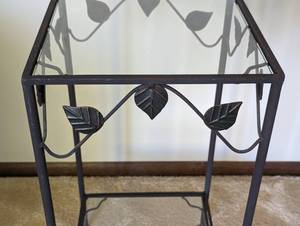 lot 117 image: Tired Glass Plant Stand