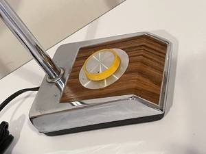 lot 158 image: Vintage Mobilite Flex Arm Desk Lamp