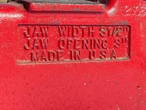 lot 180 image: Vintage Wilton Bench Vise With 3 Inch Jaw