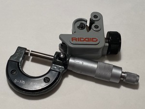 lot 106 image: Precision Millimeter and Copper Pipe Cutter